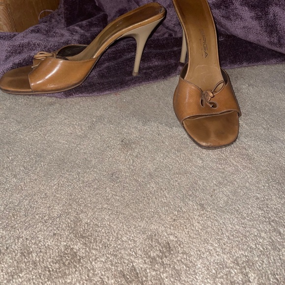 Sandals - Picture 2 of 4